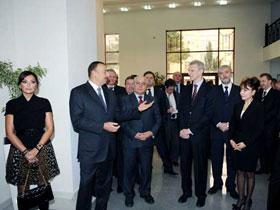 Ильхам Алиев принял участие в церемонии официального открытия Бакинского филиала МГУ