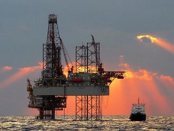 Цены на нефть упали до 60 долларов за баррель