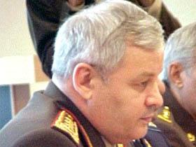 Министр обороны Азербайджана предостерег Сержа Саргсяна