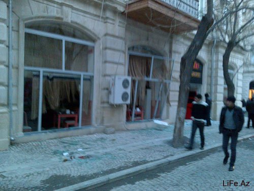 В кафе в столице Азербайджана произошел сильный взрыв, пострадали 7 человек [Фото]