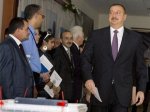 Кандидат в президенты Ильхам Алиев принял участие в голосовании [ФОТО]