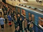 В движении поездов в Бакинском метрополитене возникла задержка