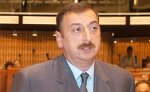  Ильхам Алиев подписал распоряжение об утверждении документа по совершенствованию транспортной системы Баку на 2008-2013 годы